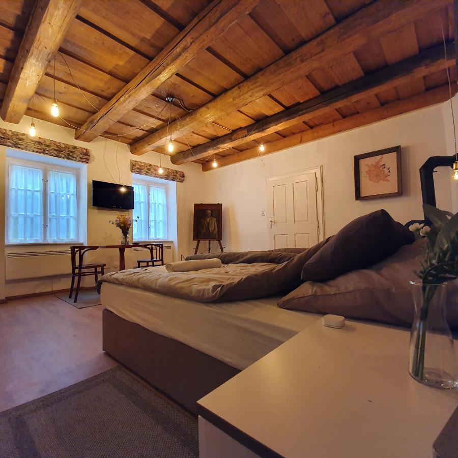 Corte Apartman Pápa Exteriér fotografie