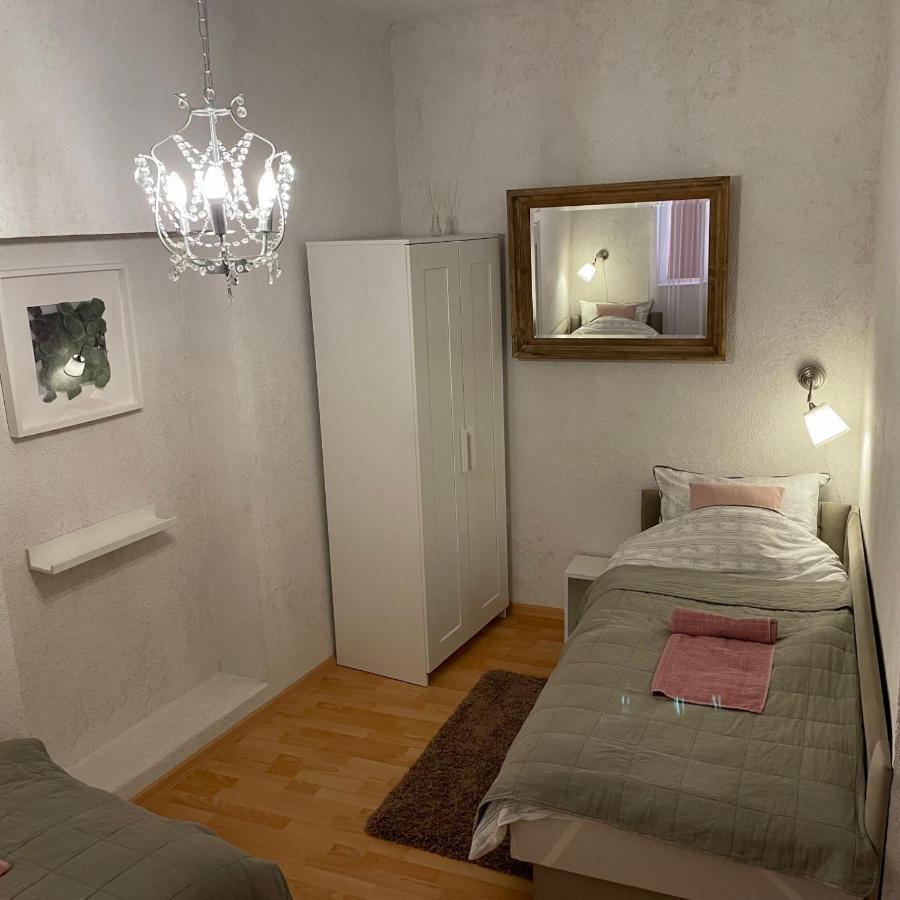 Corte Apartman Pápa Exteriér fotografie