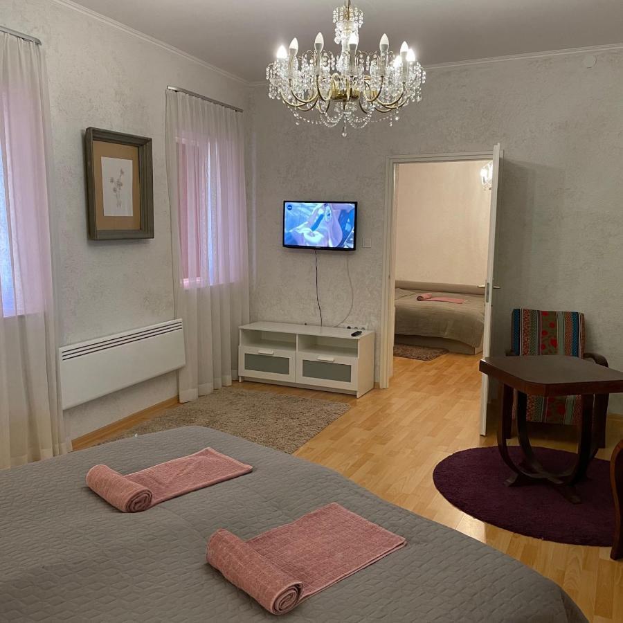 Corte Apartman Pápa Exteriér fotografie